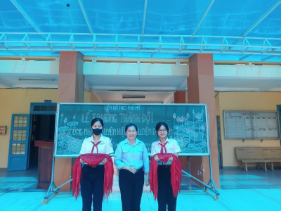 Liên đội THCS Phú Mỹ tổ chức Lễ trưởng thành Đội cho đội viên khối 9