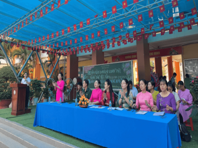 Trường THCS Phú Mỹ ra quân vệ sinh môi trường thực hiện “Ngày thứ Bảy văn minh”