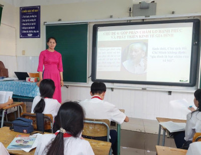 Tích hợp tư tưởng Hồ Chí Minh về gia đình và giáo dục gia đình thông qua dạy học môn Hoạt động trải nghiệm, chủ đề 4 “góp phần chăm lo hạnh phúc và phát triển kinh tế gia đình”.