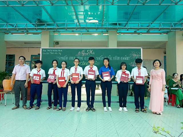 thieu nhi khoe 2 (3)