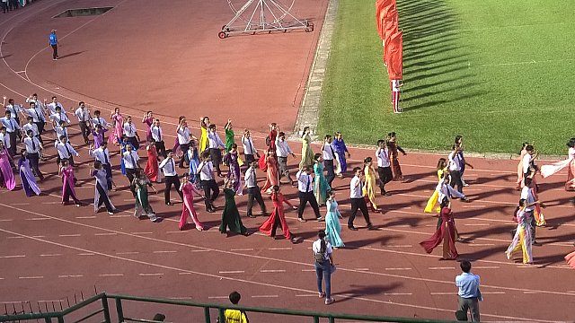 thieu nhi khoe (49)