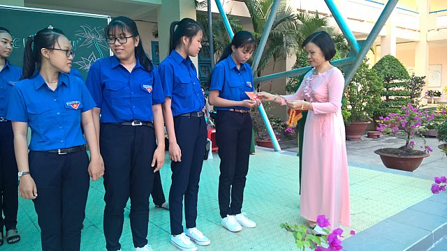 thieu nhi khoe (6)